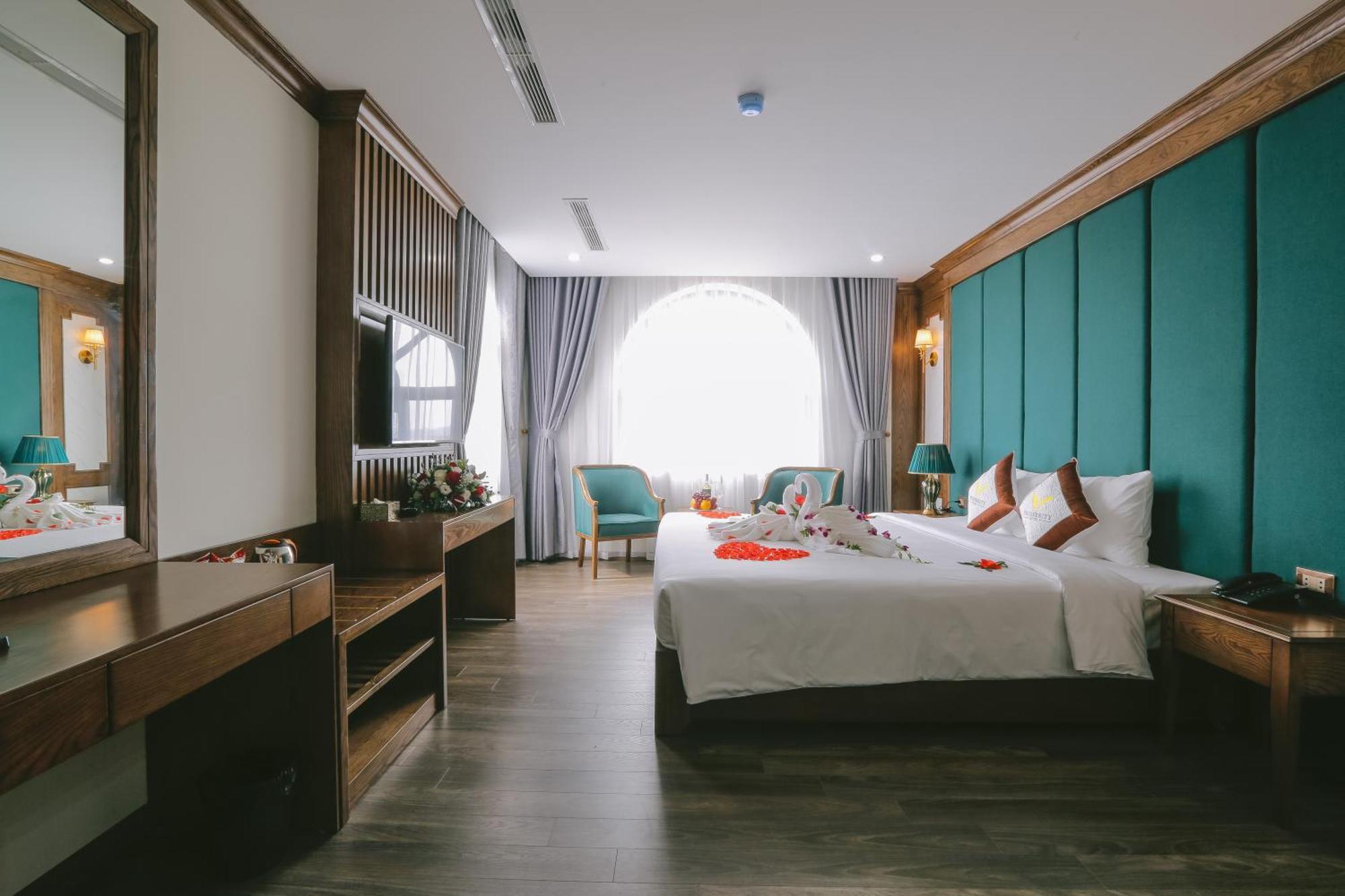 Prosperity Boutique Halong Hotel & Restaurent Ha Long Bagian luar foto