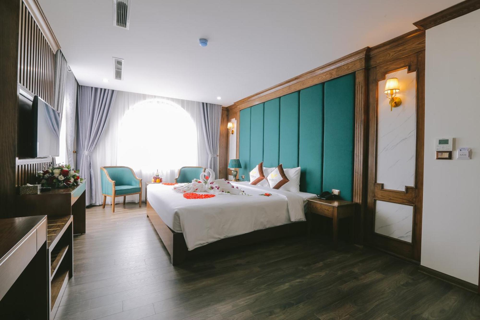 Prosperity Boutique Halong Hotel & Restaurent Ha Long Bagian luar foto